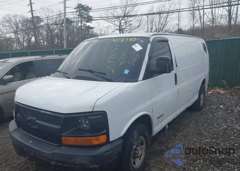 2005 Chevrolet Express z USA, uszkodzony, nr VIN 1GCHG35V951120353